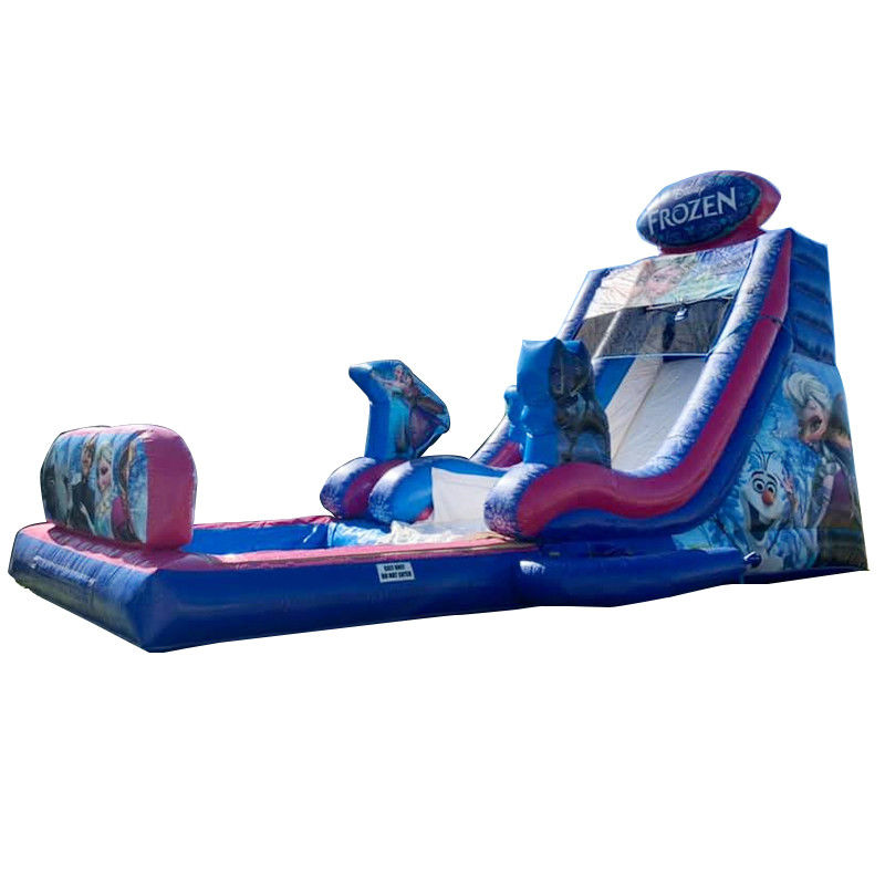 Capacidade máxima 100-500 kg Casa de salto inflável com tema congelado Slide de água com piscina grande