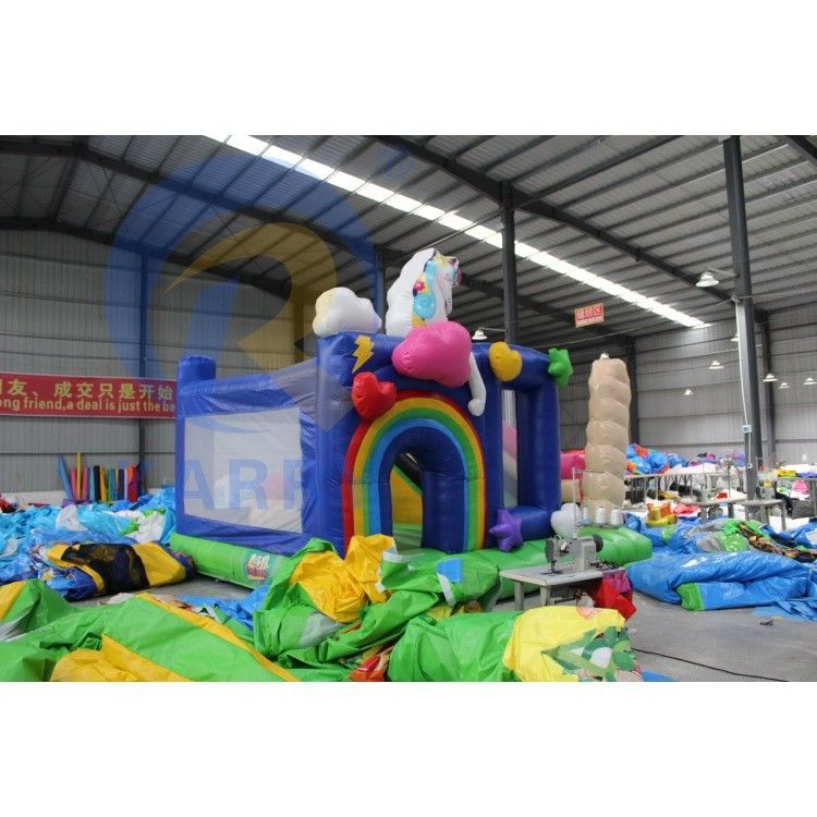Combinação de salto inflável de PVC unisex com deslizamento e salto inflável do castelo do unicórnio